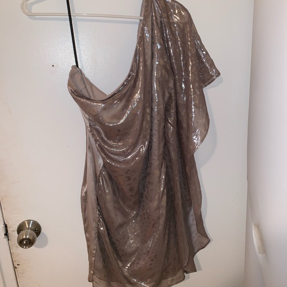 Bebe one shoulder dress - Picture 1 of 2